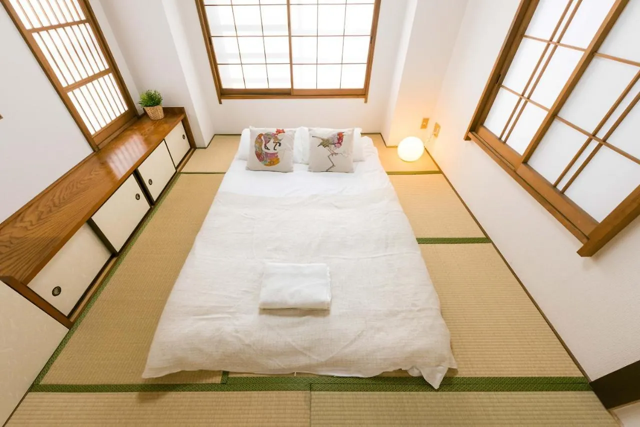 Apartment 秋叶原繁华区 车站4分钟 超大型精装5层别墅 机场30分 10条地铁线路 饮食购物便利 Japan
