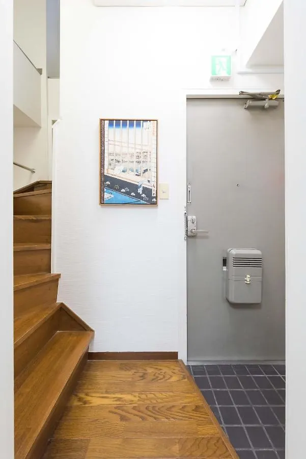 Apartment 秋叶原繁华区 车站4分钟 超大型精装5层别墅 机场30分 10条地铁线路 饮食购物便利